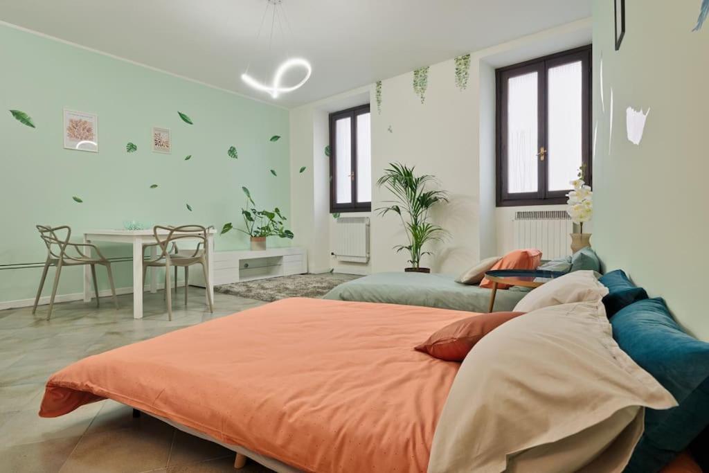 Apartment Steps From The - Charme In The Inner Desenzano del Garda