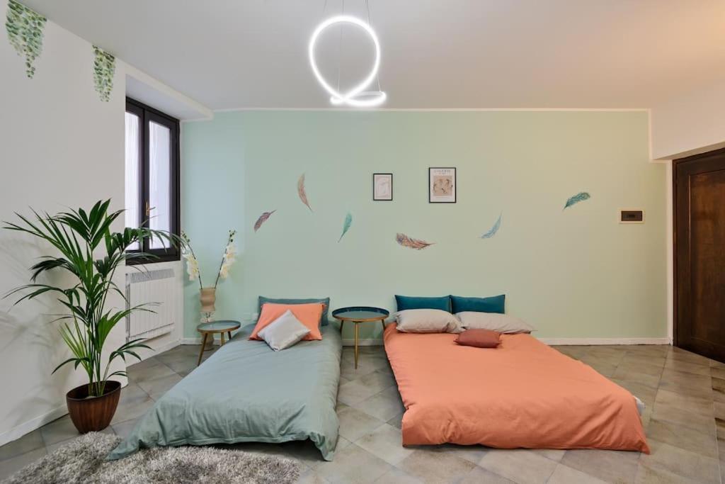 Steps From The - Charme In The Inner Apartment *